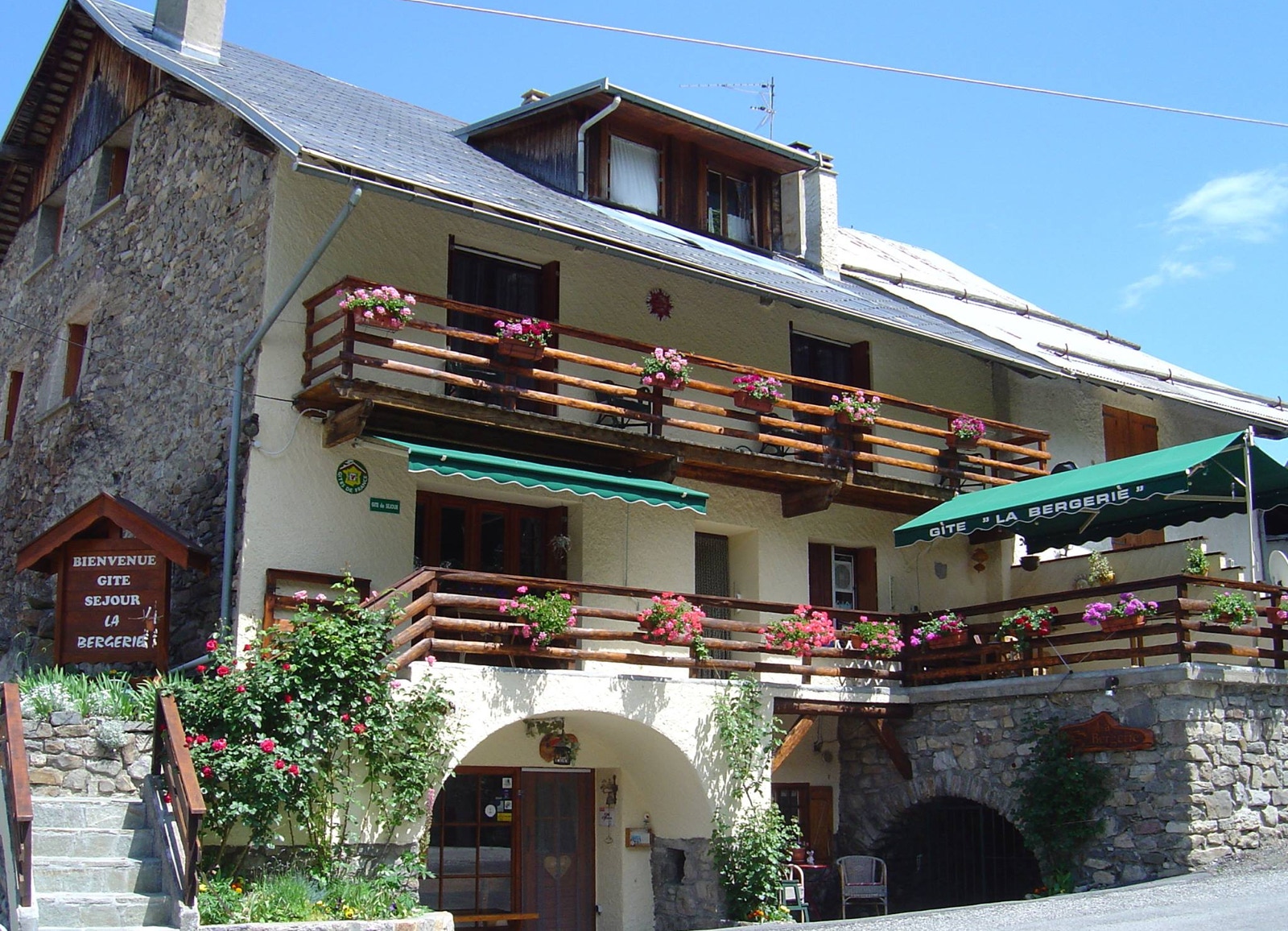 kleine herberg in franse alpen